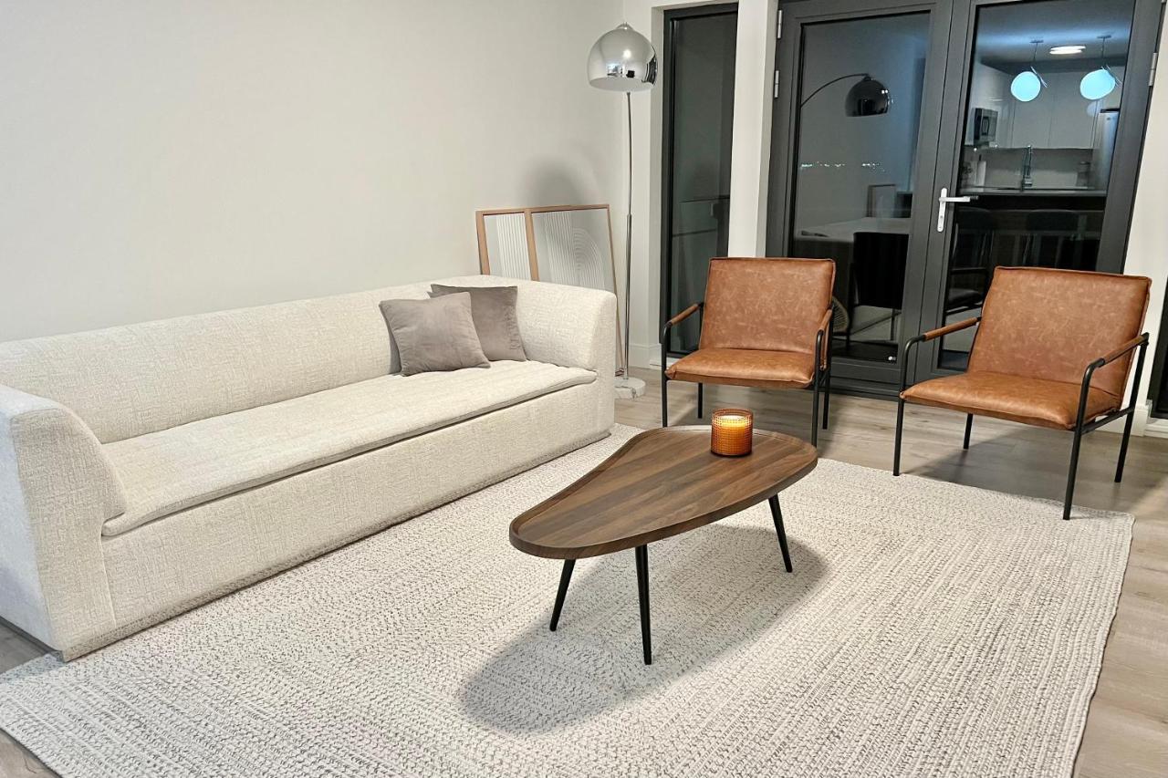 Modern 2 Bed Furnished Apartment In Quincy Exterior foto